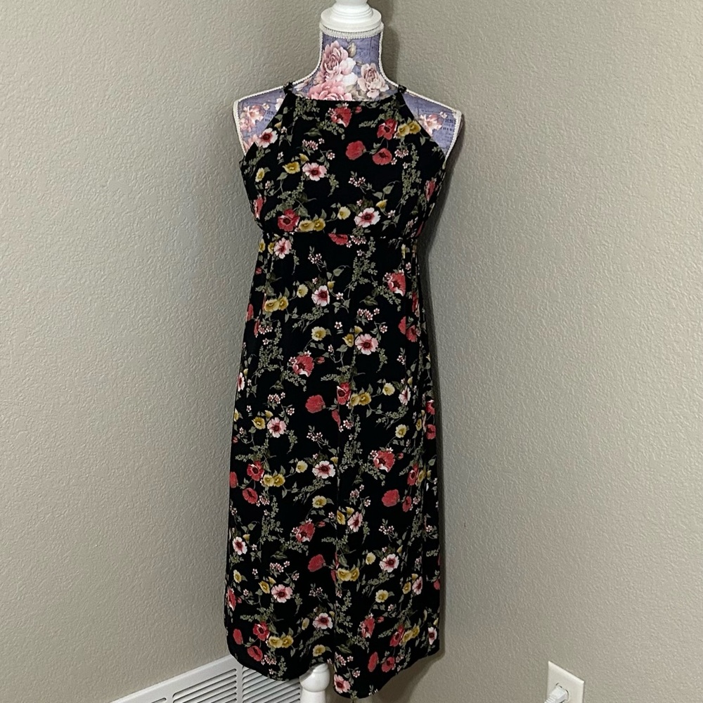 Hearts Floral‎ Black Dress